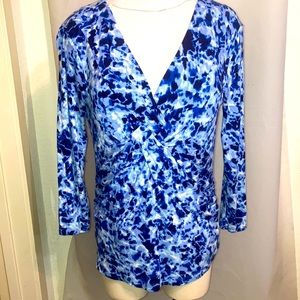 Cable and Gauge Size M Long sleeve Women’s Blouse Viscose and 3% Spandex Blue
